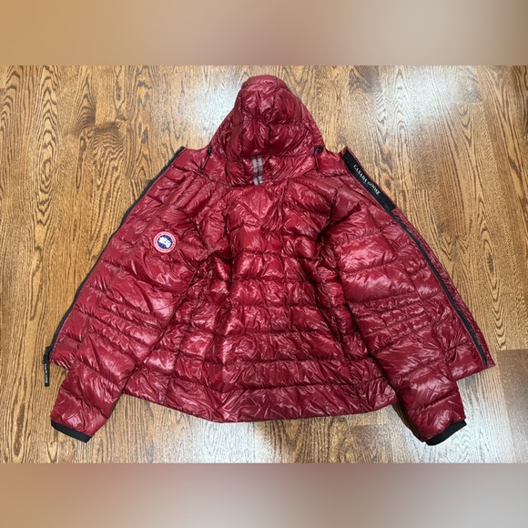 Canada Goose Crofton Water Resistant Packable Quilted 750-Fill-Power Down Jacket - Picture 11 of 12